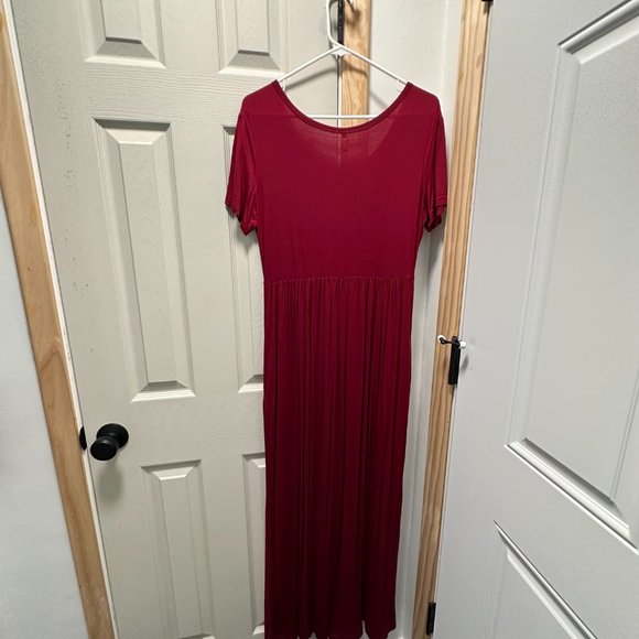 Maroon Maxi Dress - Picture 6 of 6